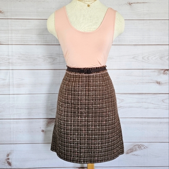 Rebecca Taylor Tweed and Bow Mini Skirt in Brown and Pink Plaid Size 2 - Picture 2 of 10